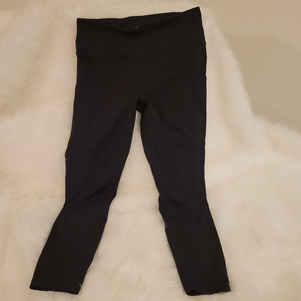 REEBOK Black Capri Fitness Pants 2 Pockets LIKE NEW Size L